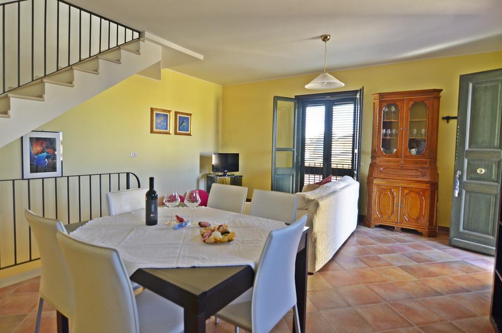 Casa Vacanza Arbataxヴィラ エクステリア 写真